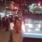 ¡ATRACO MASIVO EN BUS DEL MIO! varios hombres se subieron por la fuerza y asaltaron a los pasajeros